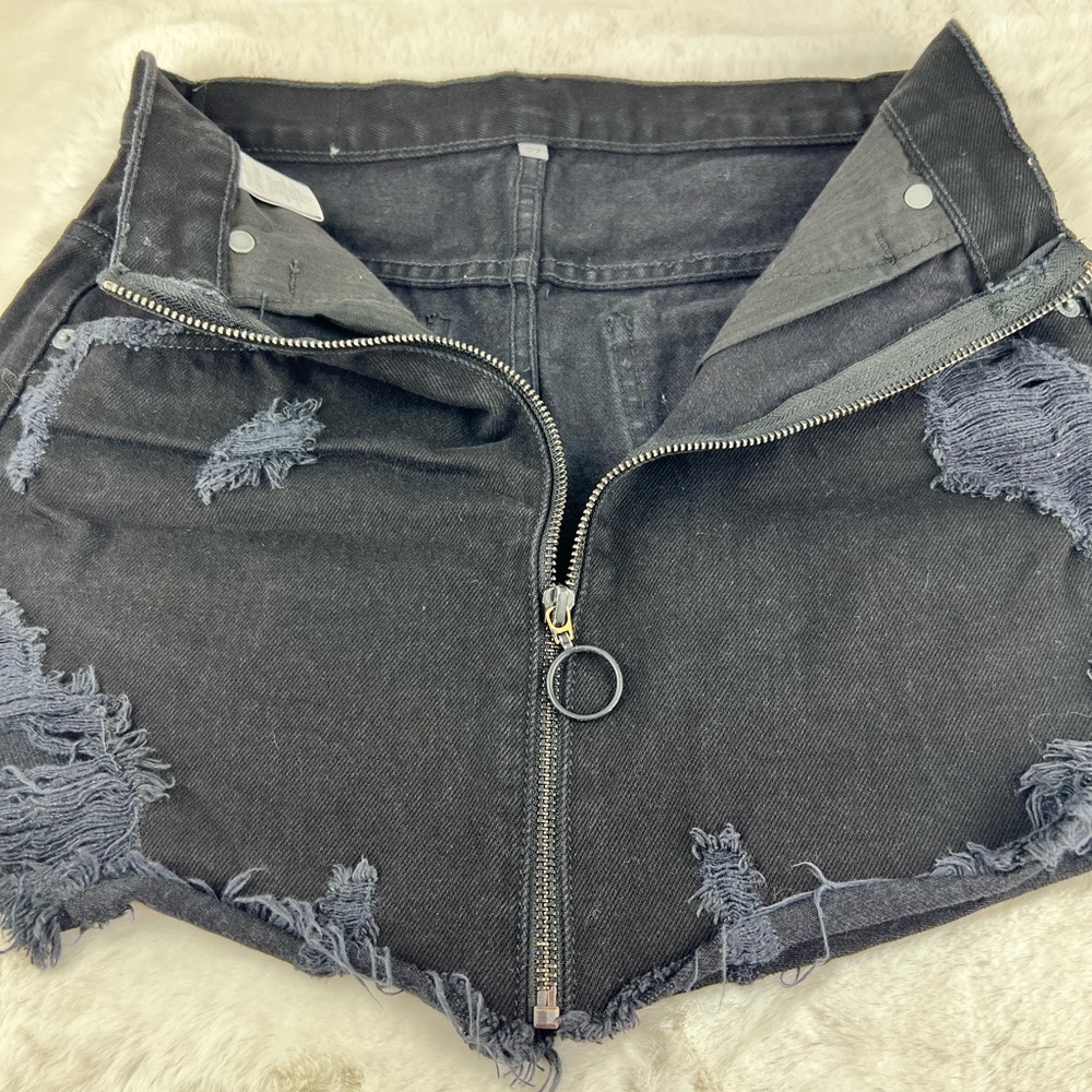 Carmar Los Angeles Black distressed Denim Zipper Skirt Size 27 - Picture 4 of 9